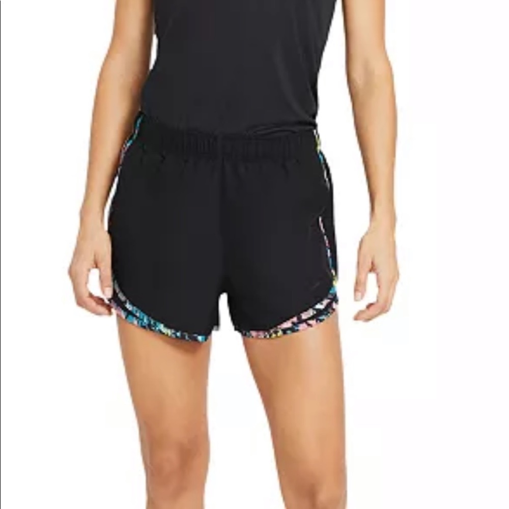 Nike DRi-fit solid tempo running shorts